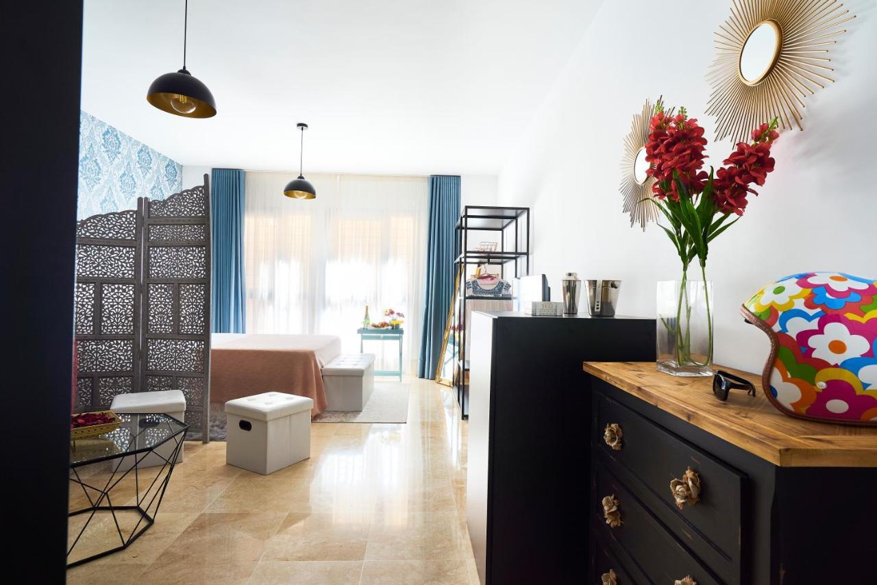 Studio Deluxe With Shared Roof Terrace Malaga Exterior photo